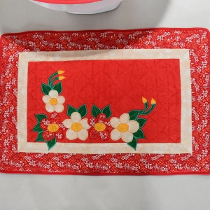 JOGO DE BANHEIRO FLOR VERMELHA 3 PEÇAS
