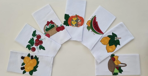 KIT COM 7 GUARDANAPOS P/ ACABAMENTO - FRUTAS